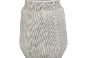 **SPECIMEN PLANTER 9IN BLACK